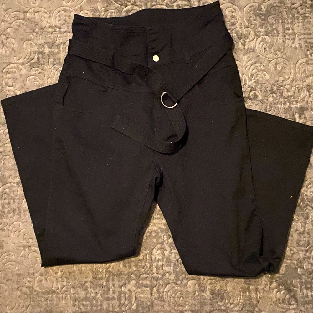 H&M’S BLACK PANT